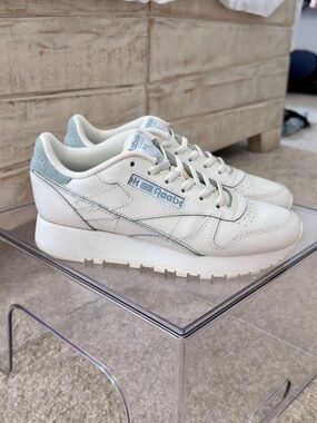 Reebok Women’s Classic Leather Sneaker in Chalk Seaside Grey